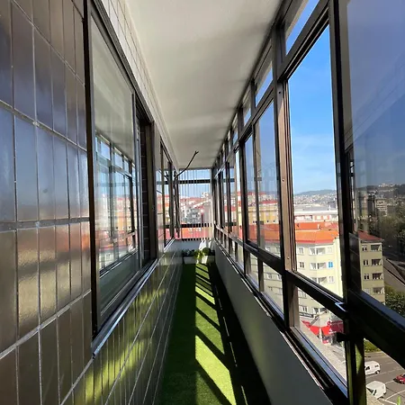 Amplio Piso Plaza America 아파트 *