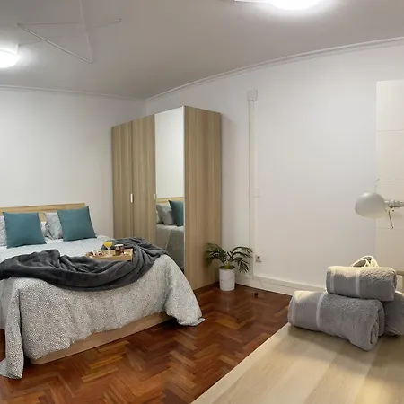 Amplio Piso Plaza América * Vigo