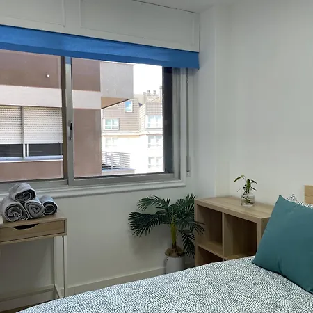 Amplio Piso Plaza America *