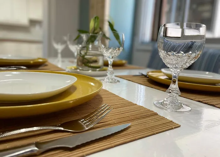 Amplio Piso Plaza America Διαμέρισμα